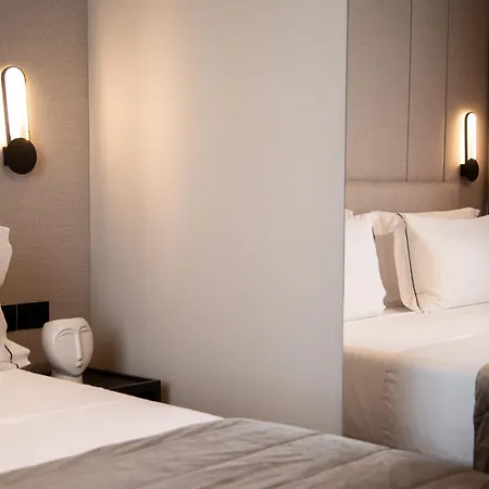 מלון Miramare Boutique 4*
