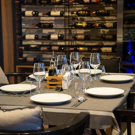 Miramare Boutique Szálloda Vlora