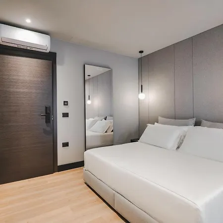 Hotel Miramare Boutique 4*